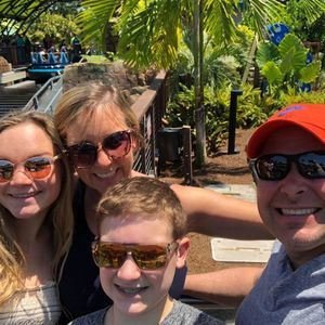 Meet your Posher, Chrissy